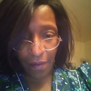 Meet your Posher, Mitzi